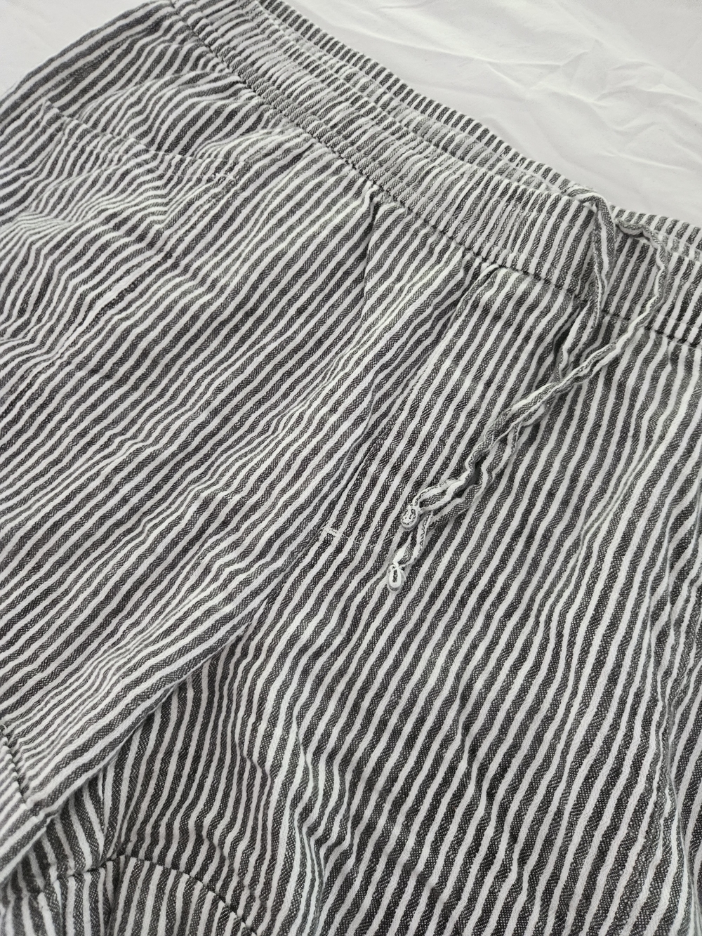 Old Navy XL High Rise Linen Stripe Shorts